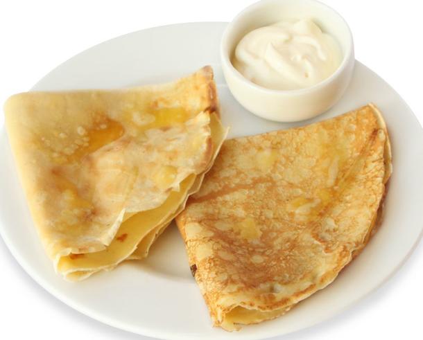 Блинчики со сметаной